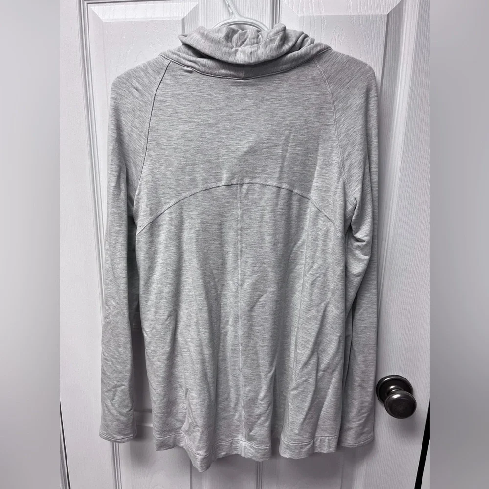 Lululemon Coast Easy Wrap - Sz 4 - Picture 5 of 10